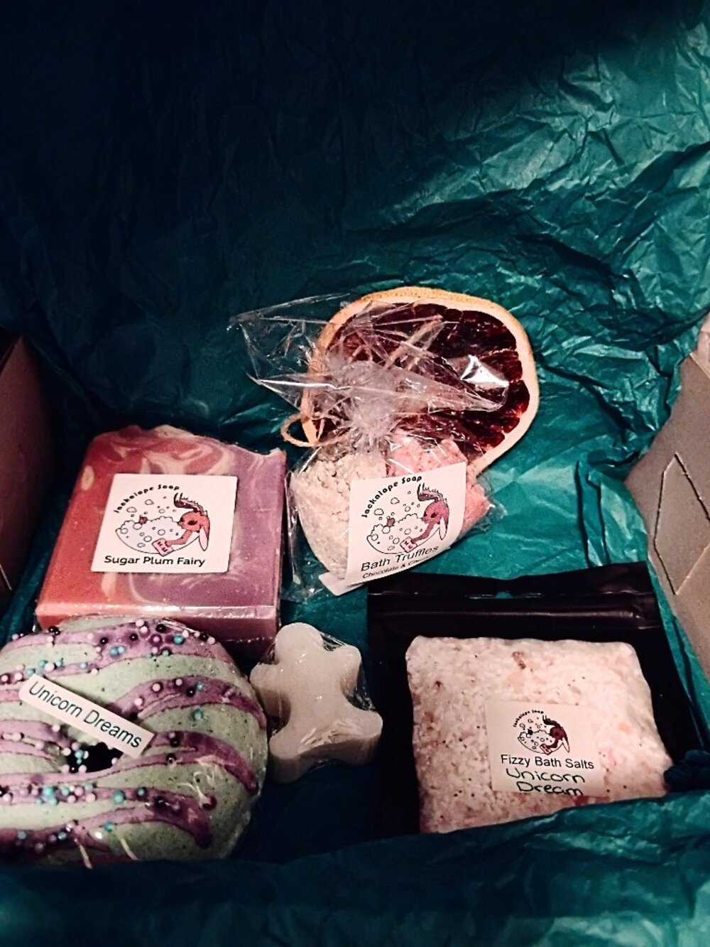Natural Gift Basket of Bath Products